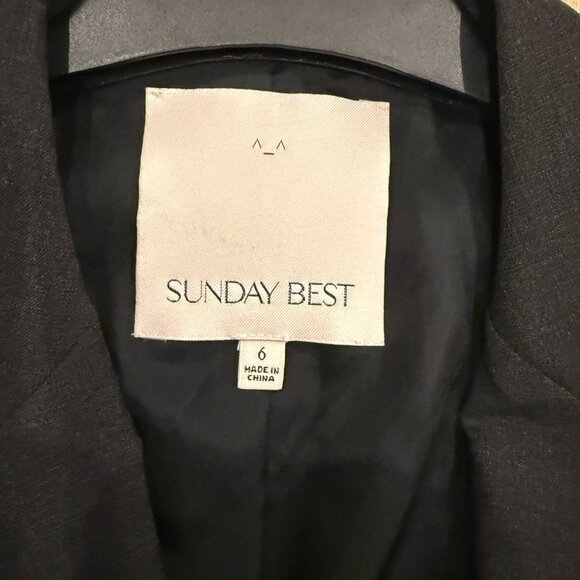 Aritzia Sunday Best Exeter Blazer - Picture 6 of 9